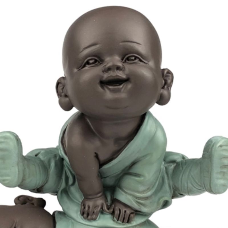 Statuette - "Les Bonzes s'amusent", 2 bébés bouddhas en plein jeux - Haut de 9,5 cm - Zen'Light